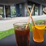 Apartmán W Warszawie Dedykowany Parking Podziemny W Cenie, Wifi, Ac, Blisko Centrum New In Finished To A High Specification Fitted Out To A High Standard On The 7th Floor, Wifi, Underground Parking Price Included Varšava