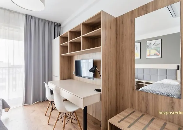 شقة W Warszawie Dedykowany Parking Podziemny W Cenie, Wifi, Ac, Blisko Centrum New In Finished To A High Specification Fitted Out To A High Standard On The 7th Floor, Wifi, Underground Parking Price Included *