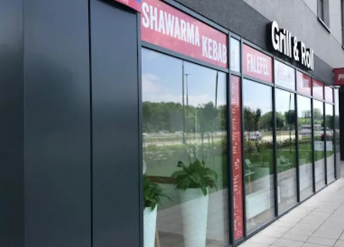 W Warszawie Dedykowany Parking Podziemny W Cenie, Wifi, Ac, Blisko Centrum New In Finished To A High Specification Fitted Out To A High Standard On The 7th Floor, Wifi, Underground Parking Price Included * وارسو