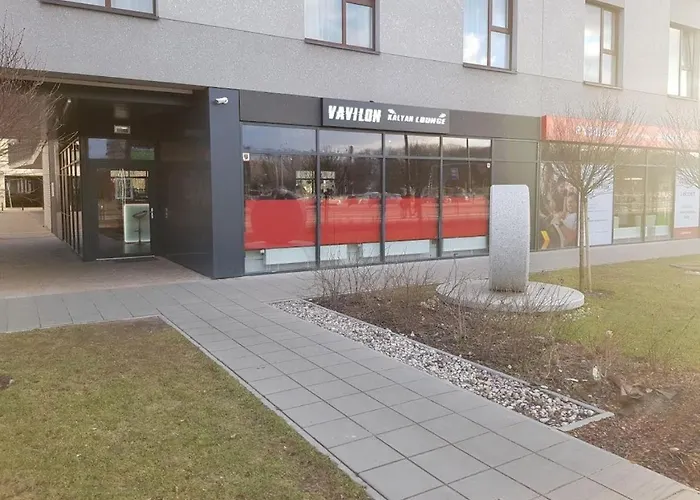 W Warszawie Dedykowany Parking Podziemny W Cenie, Wifi, Ac, Blisko Centrum New In Finished To A High Specification Fitted Out To A High Standard On The 7th Floor, Wifi, Underground Parking Price Included شقة *