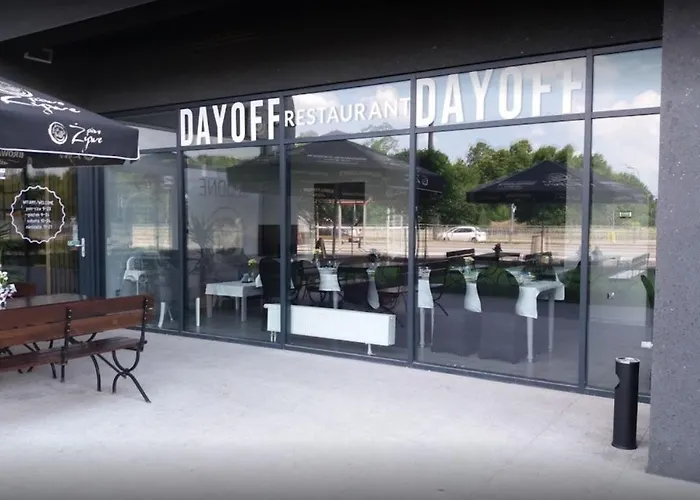 W Warszawie Dedykowany Parking Podziemny W Cenie, Wifi, Ac, Blisko Centrum New In Finished To A High Specification Fitted Out To A High Standard On The 7th Floor, Wifi, Underground Parking Price Included شقة